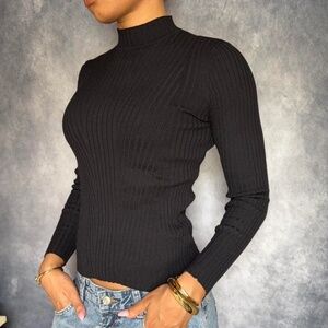 Black ribbed neck long sleeve top